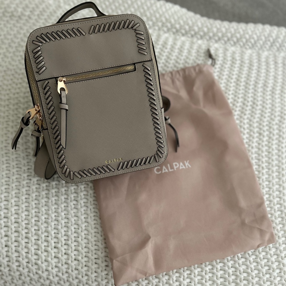Kaya Mini Calpack Backpack -Bone Color